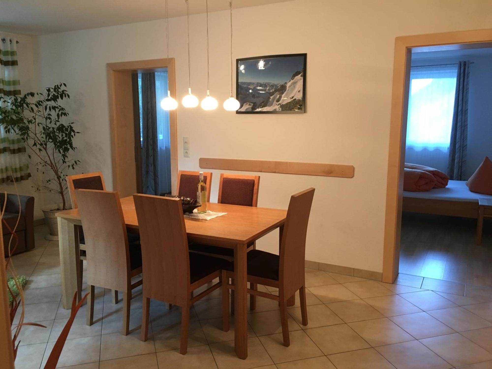 Ferienwohnung Holzknecht 제르젠스 외부 사진